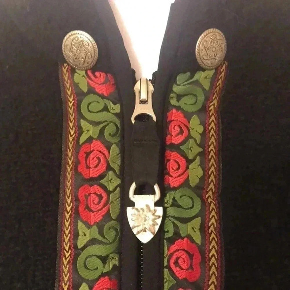 Obermeyer sweater - Picture 2 of 9